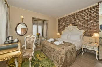By Murat Royal Galata Hotel