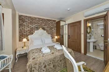 By Murat Royal Galata 3* Istanbul