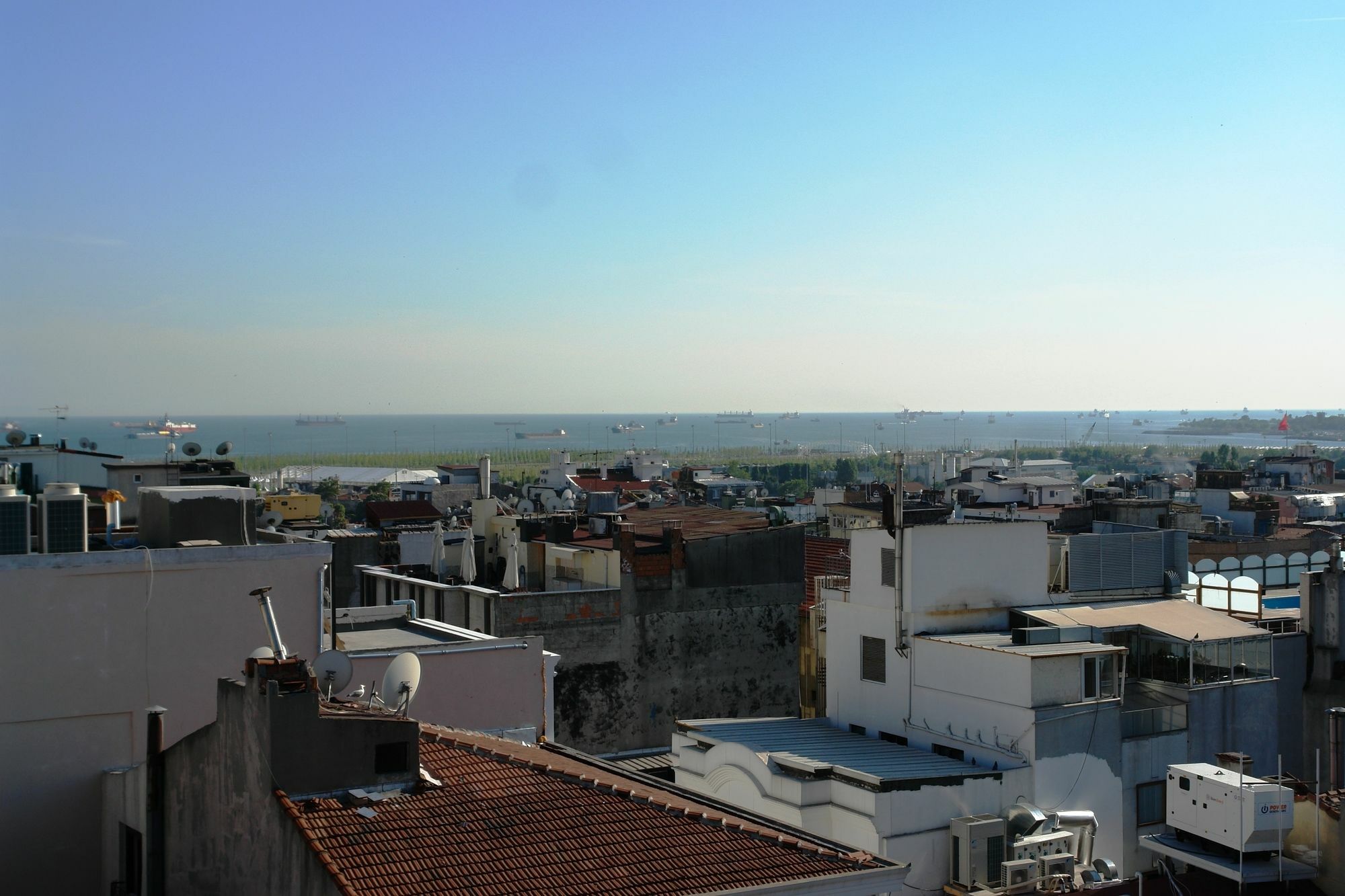 Otel River 2*