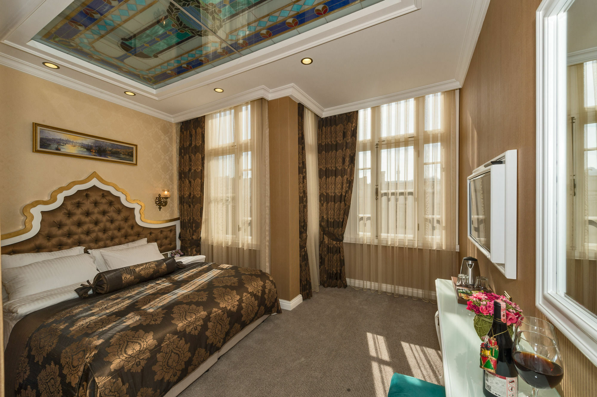 Alpek Hotel 3*