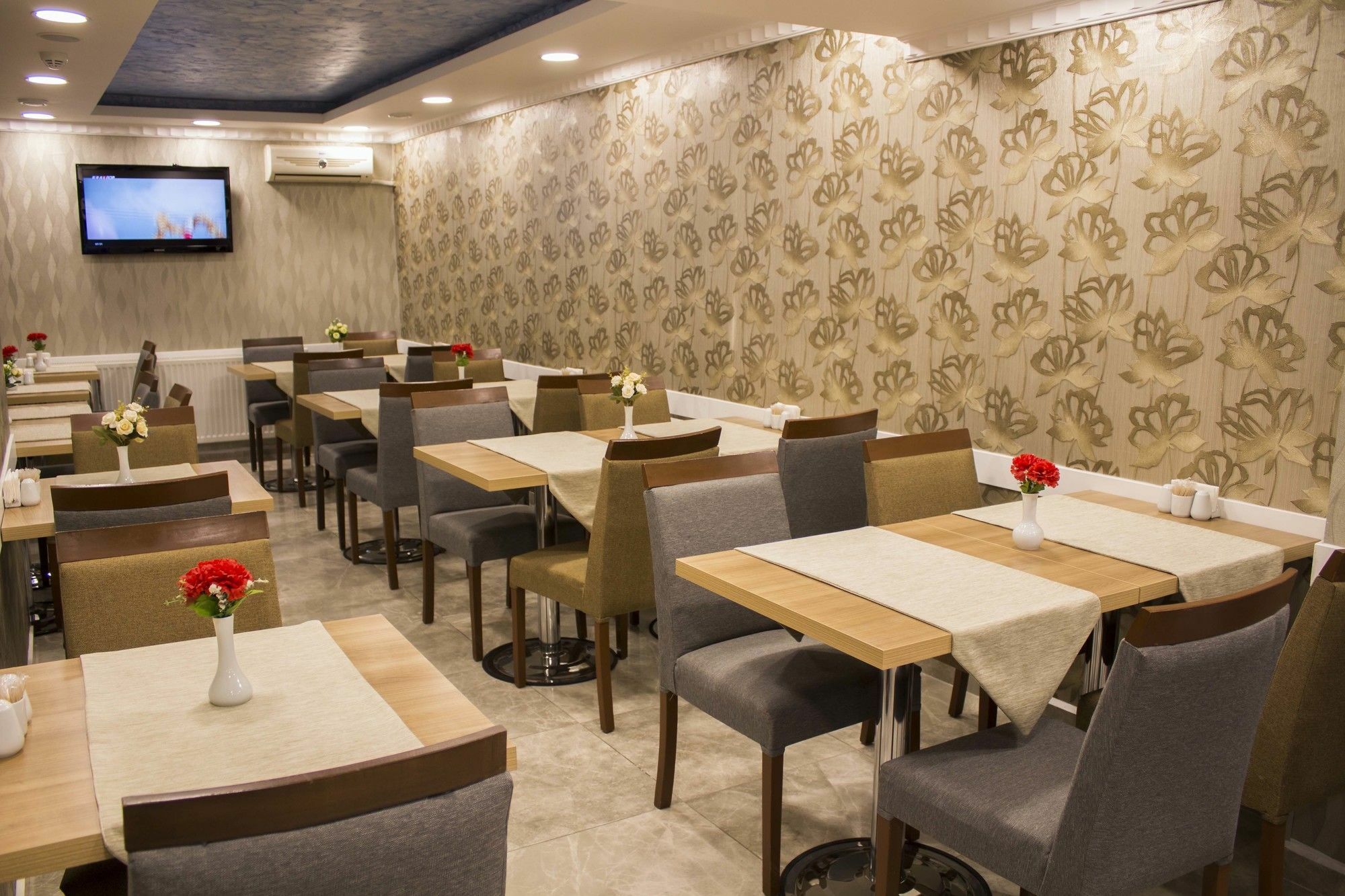 Otel Bestur
