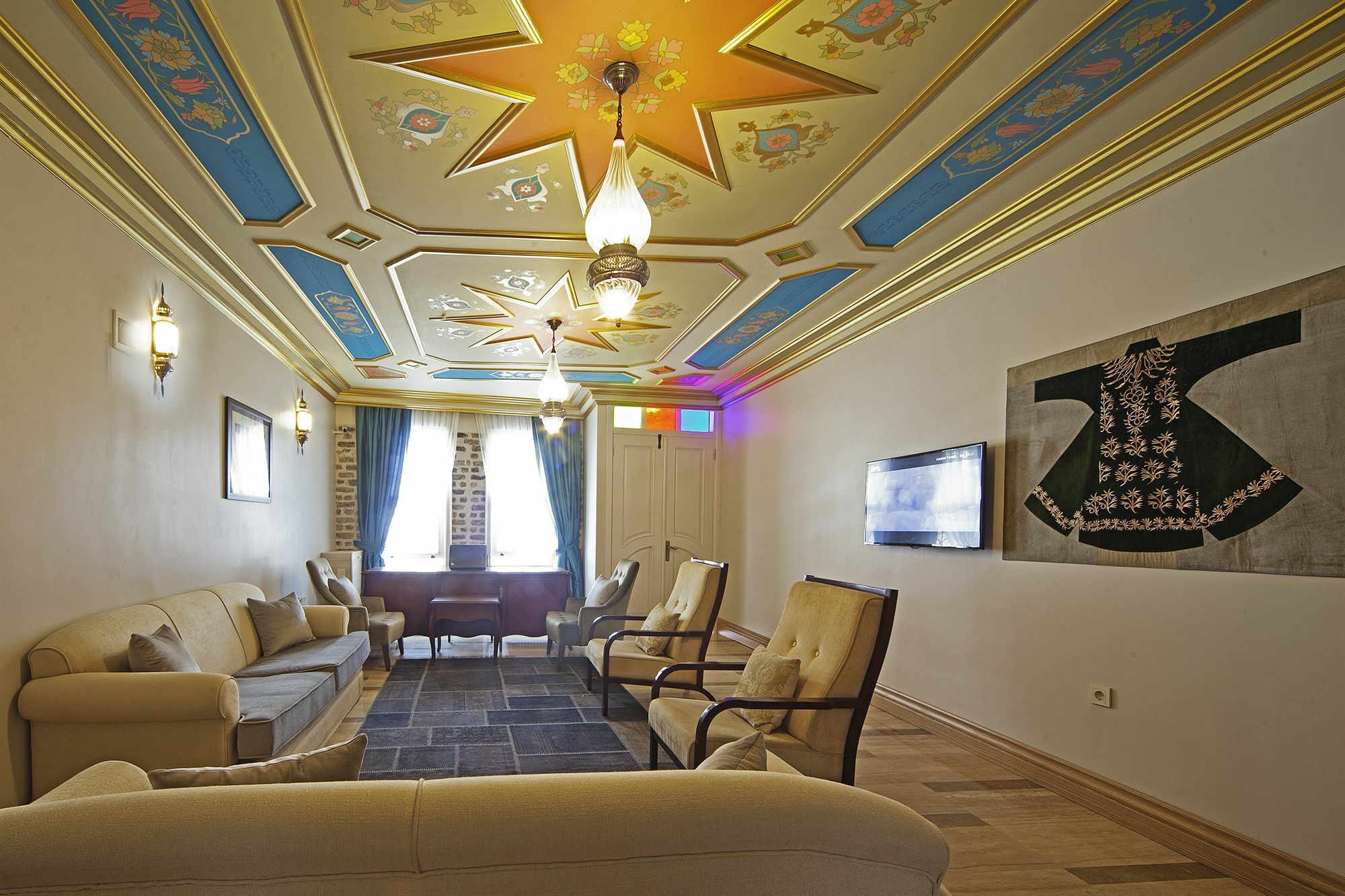 Otel Azade Premier
