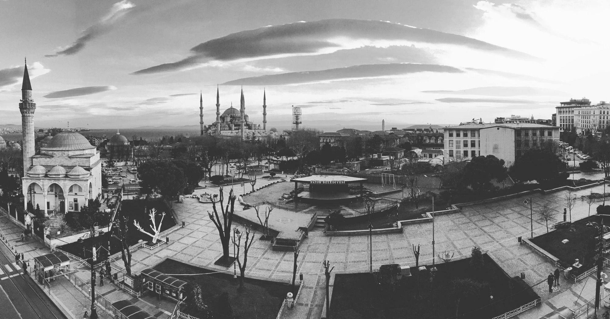 Hotel Esra Sultan Petrol