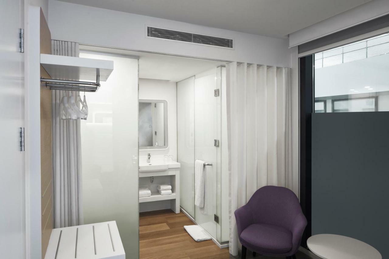 Yotelair Airport, Duty Free - International Transit Area Istanbul