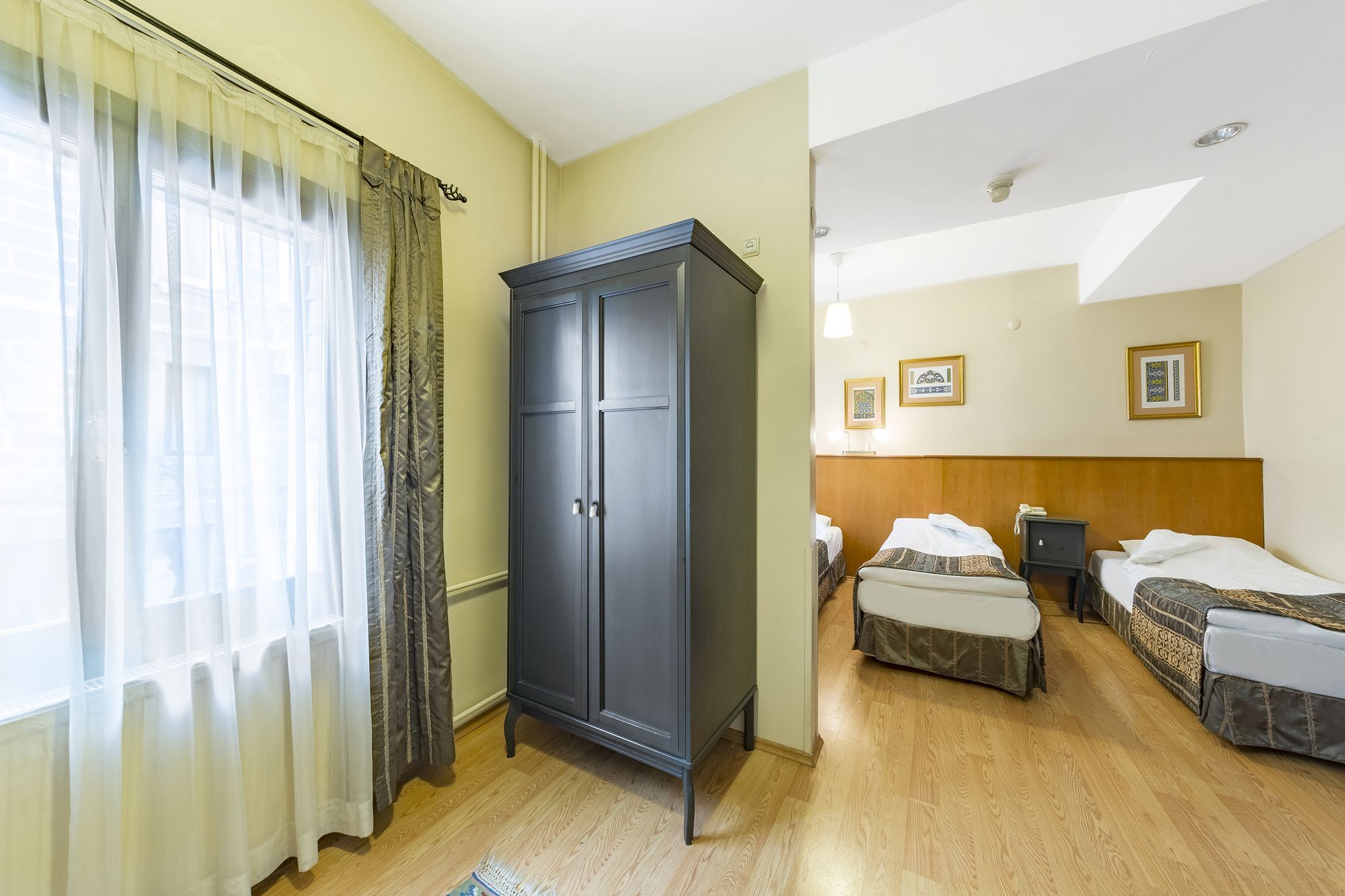 Fehmi Bey - Special Category Istanbul