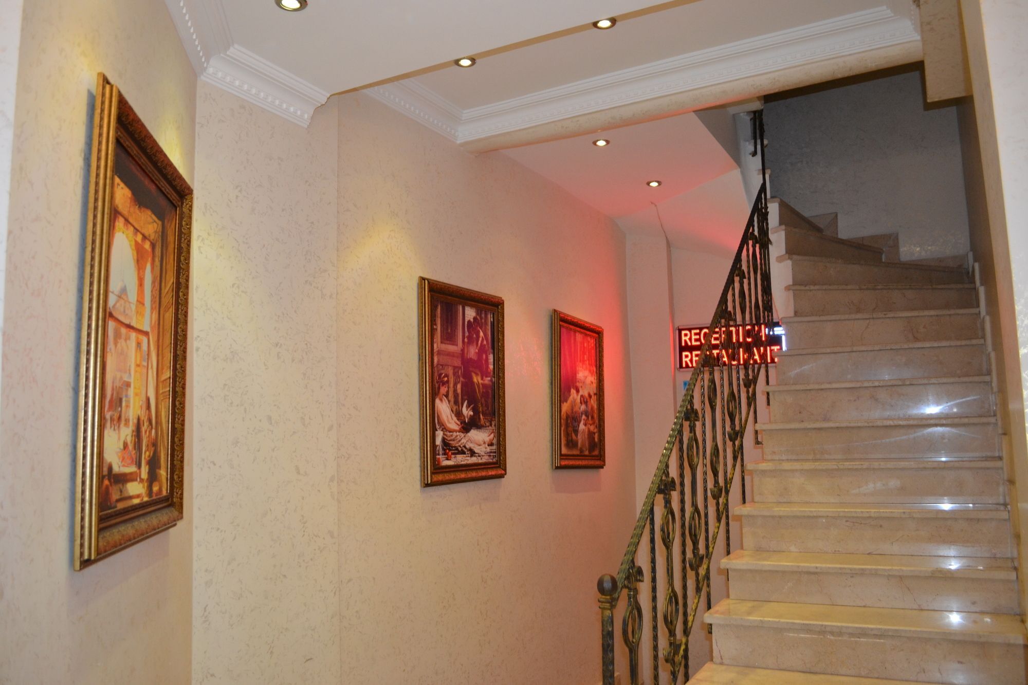 Fatih Hotel 2*