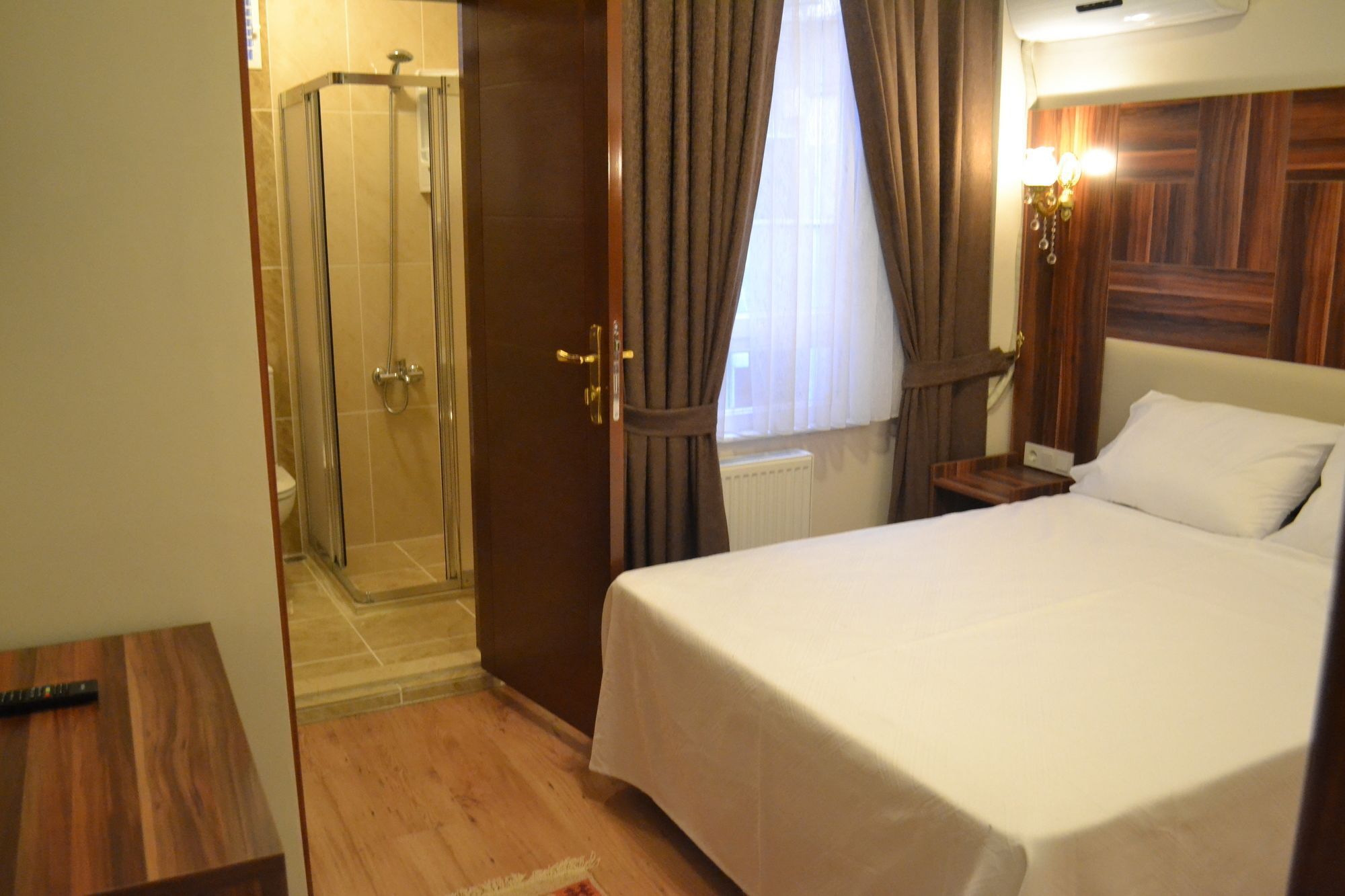 Fatih Hotel 2*