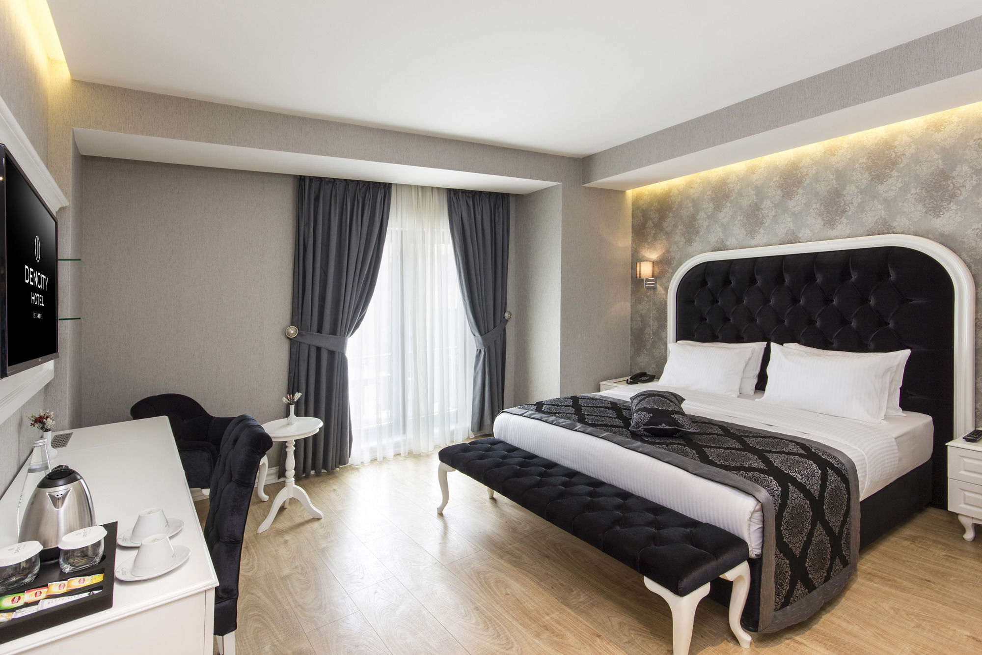 Dencity & Hotel 4*