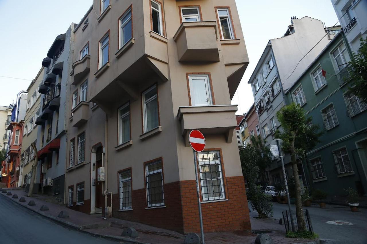 Unique And Experience Taksim Apartment *