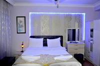 Caravan Palace Apartment