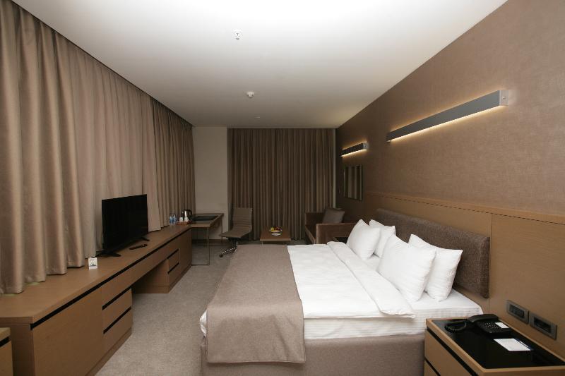 Otel La Quinta By Wyndham Gunesli İstanbul