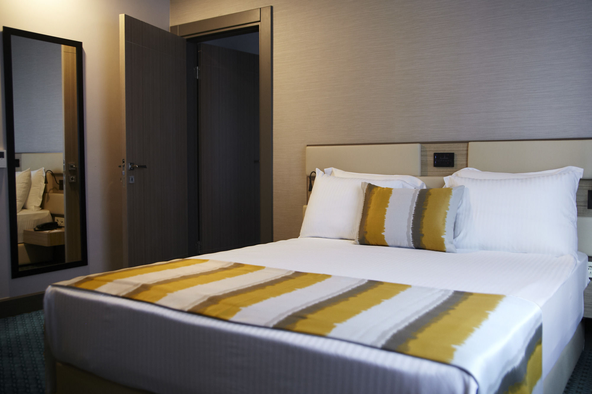 Tophane Hotel