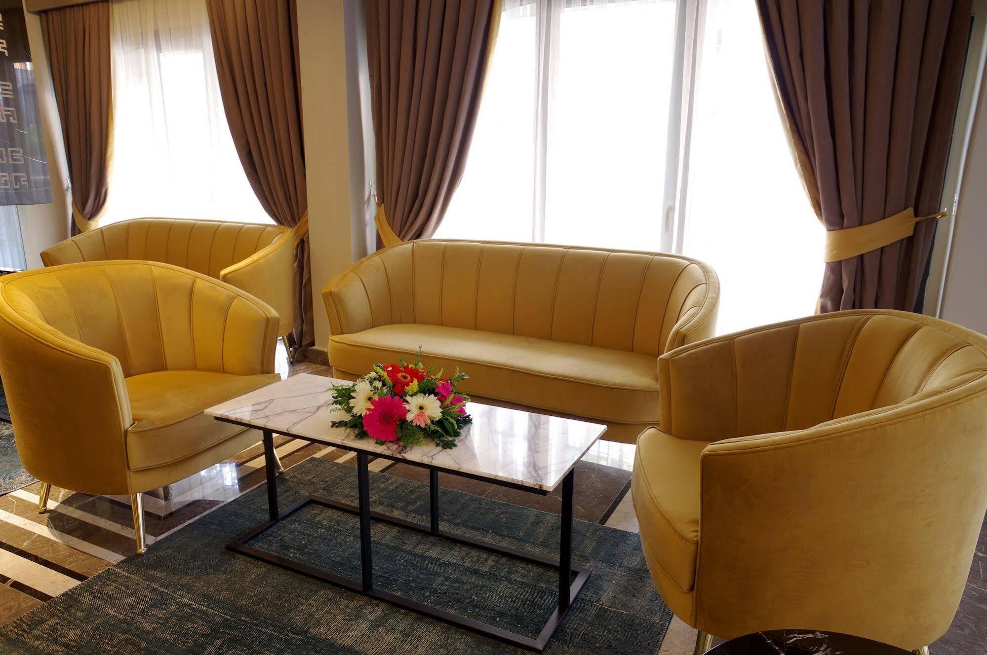 Hotel Peyk Oldcity 3*