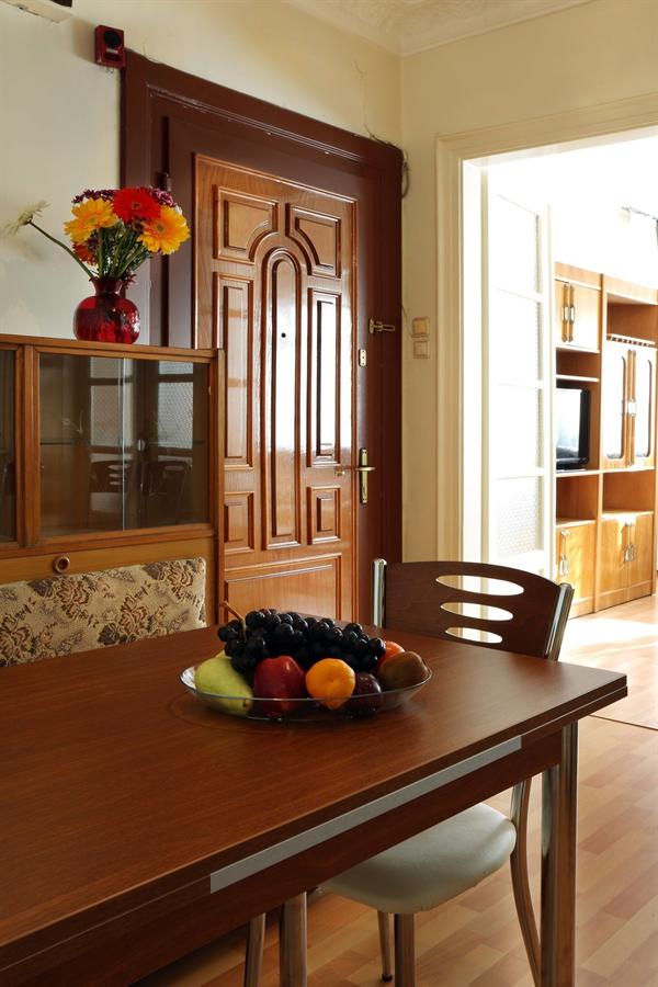 Ekim Apartment