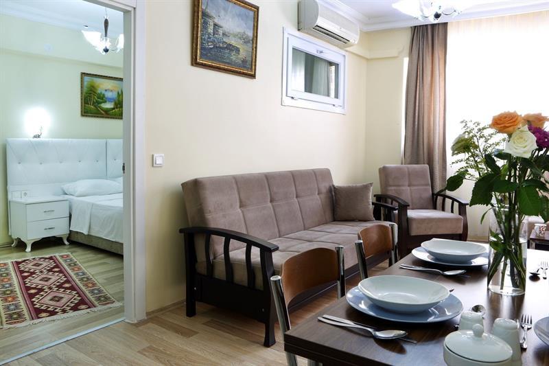 Ekim Apartment