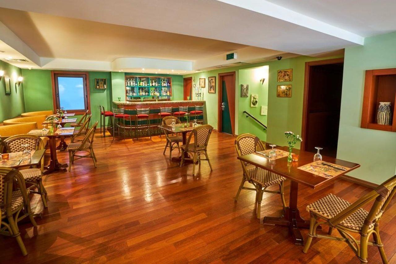 Feronya Hotel 4*