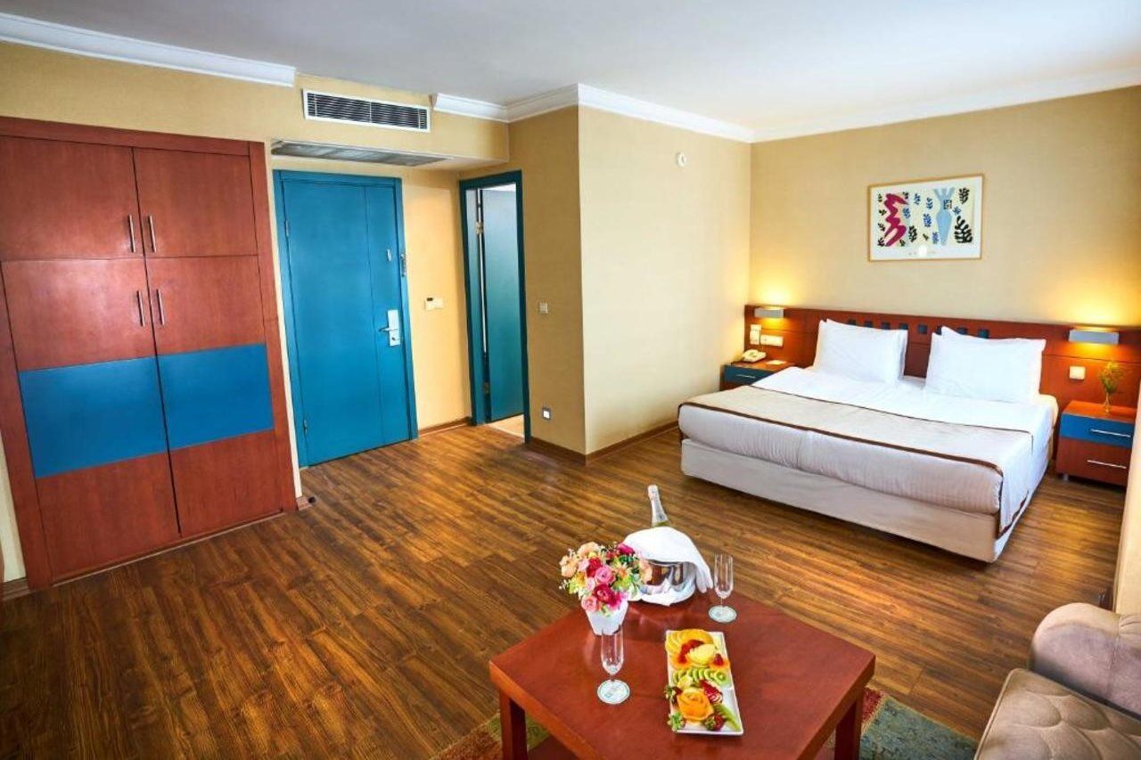 Feronya Hotel 4*