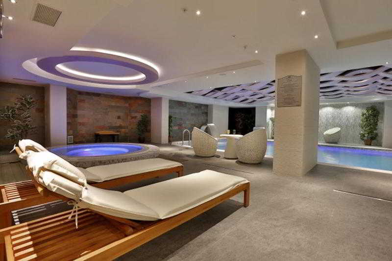 Queen & Hotel Istanbul