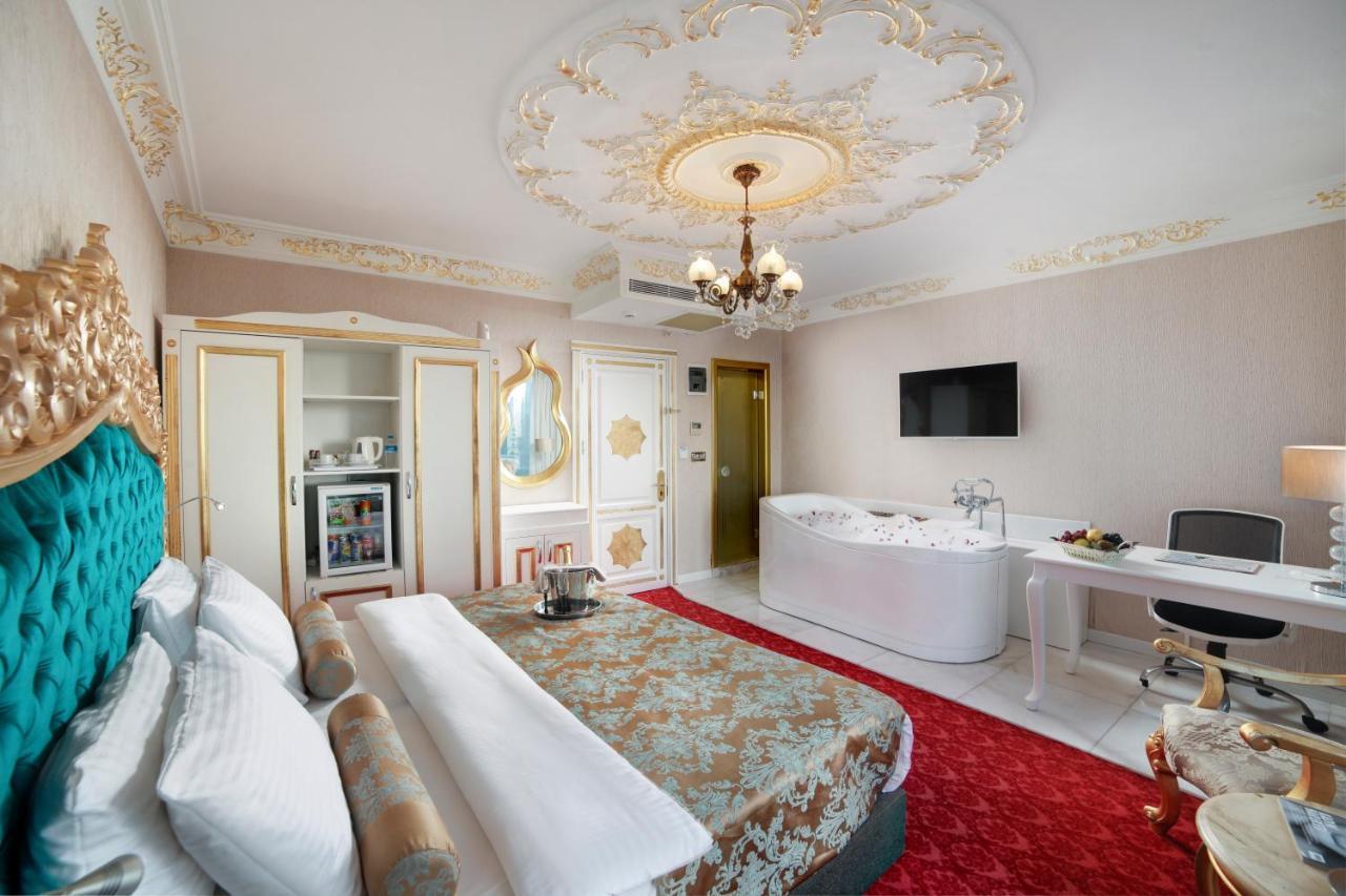 Hotel White Monarch 4*