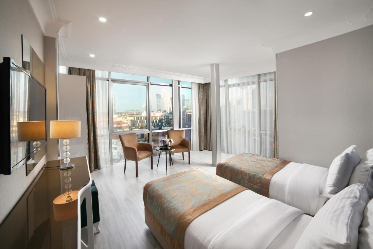 Hotel White Monarch