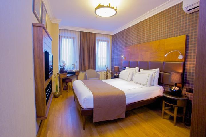 Arden Park & Hotel