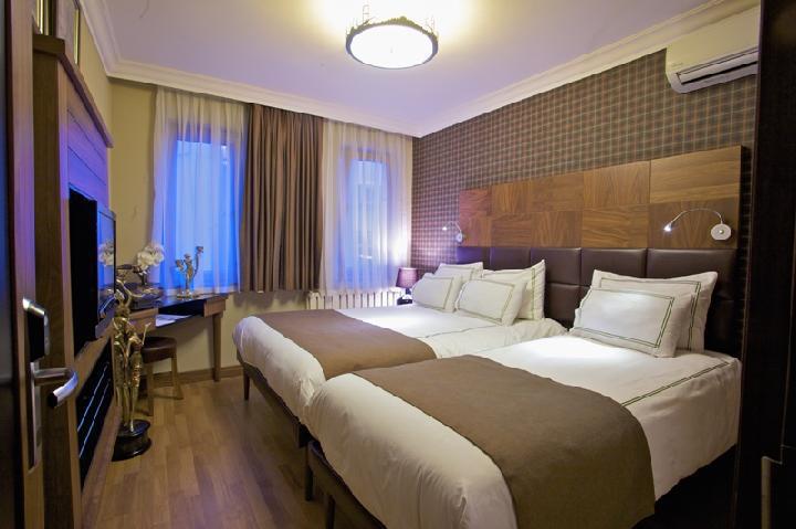 Arden Park & Hotel