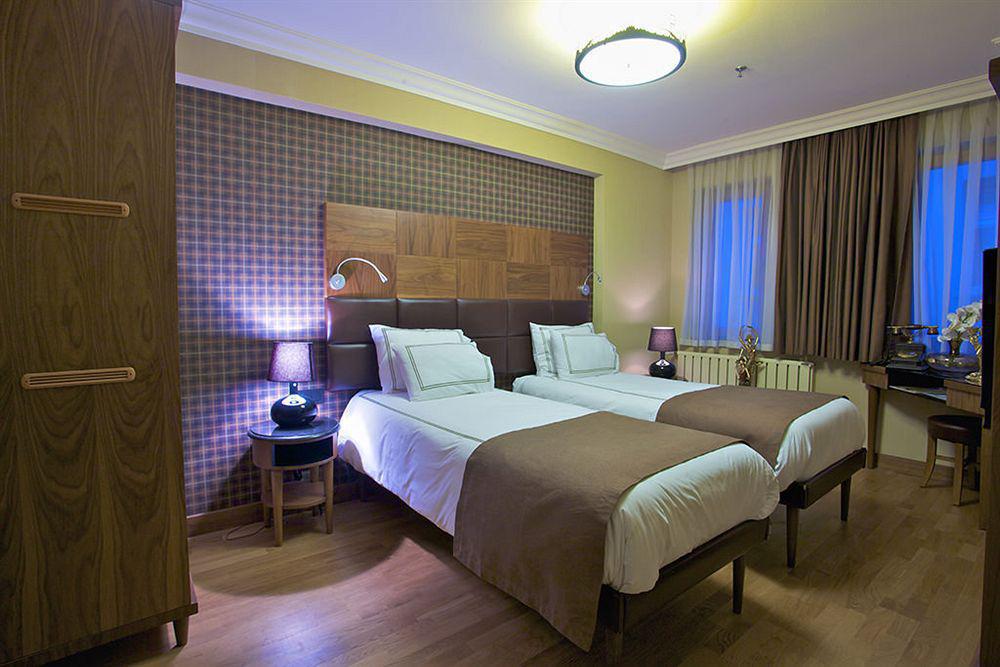 Arden Park & Hotel