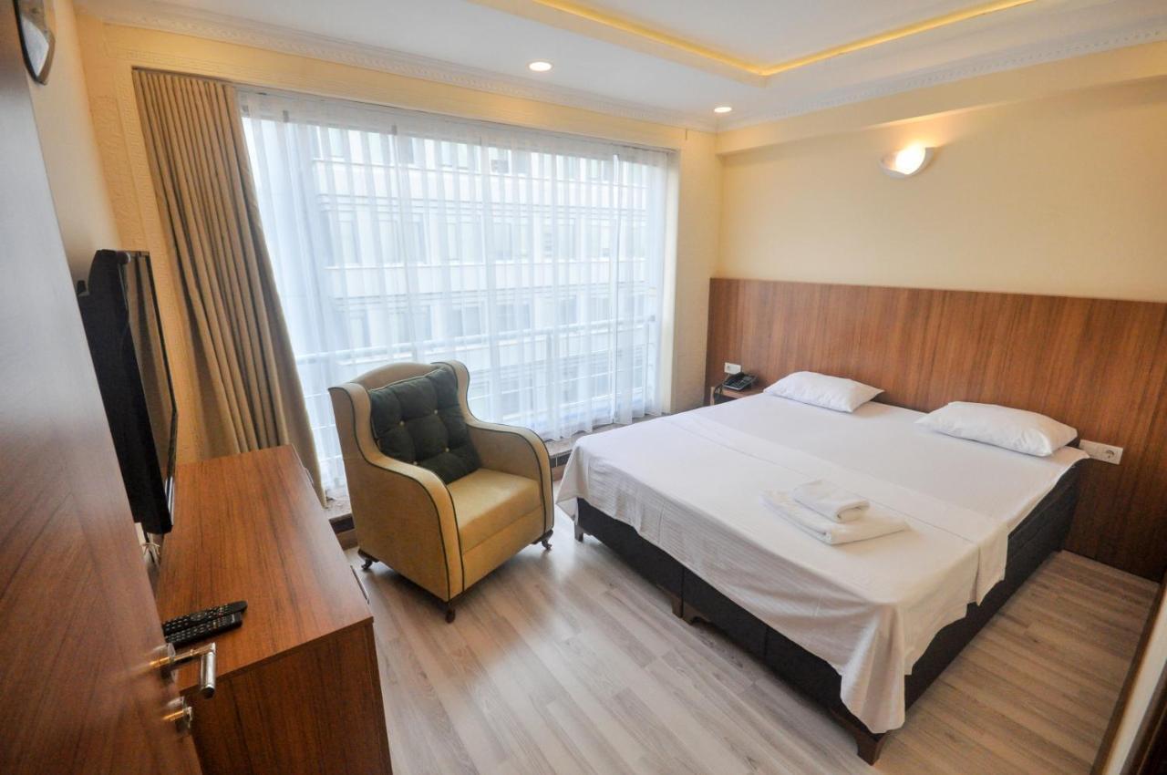Blue Otel