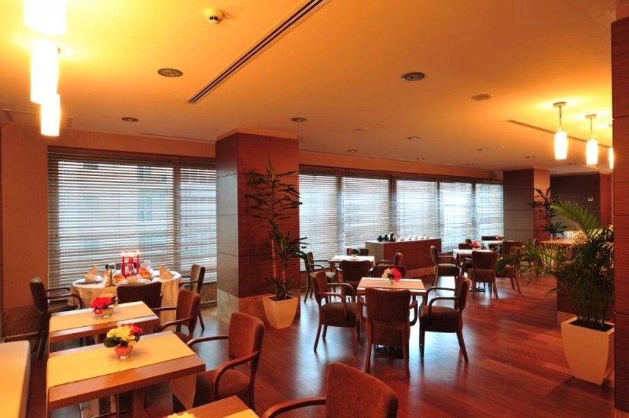 Radisson Residences Avrupa Tem İstanbul