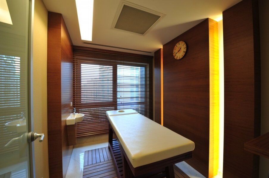 Radisson Residences Avrupa Tem 4*