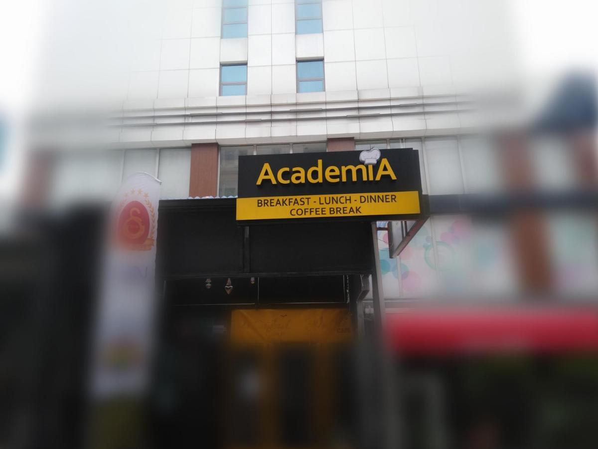 Academia Istanbul