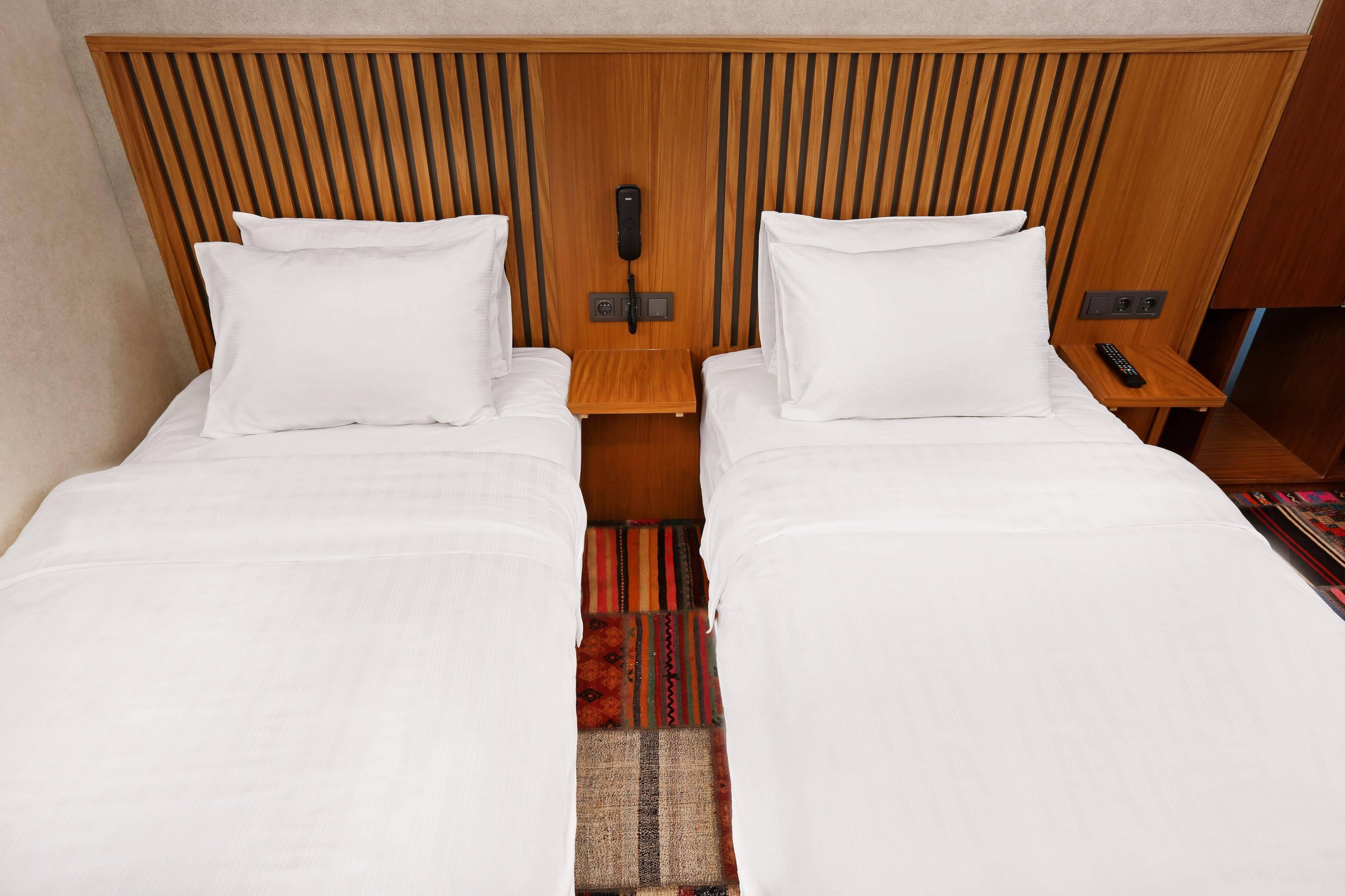 Discovery Hotel 3*