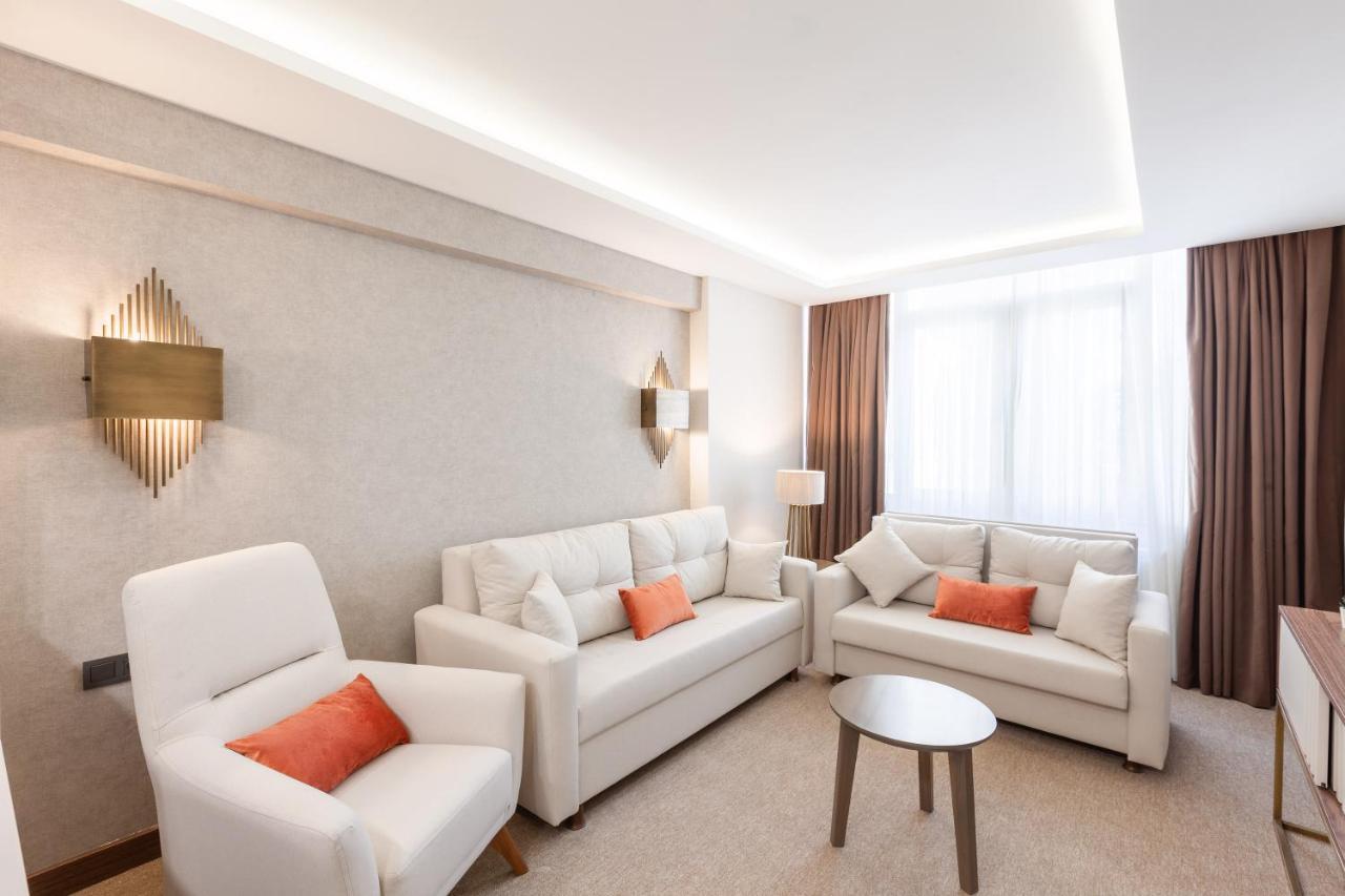 Hotel Sherry Karakoey