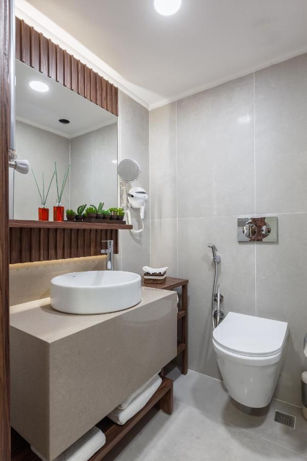 Sherry Karakoey Hotel 2*