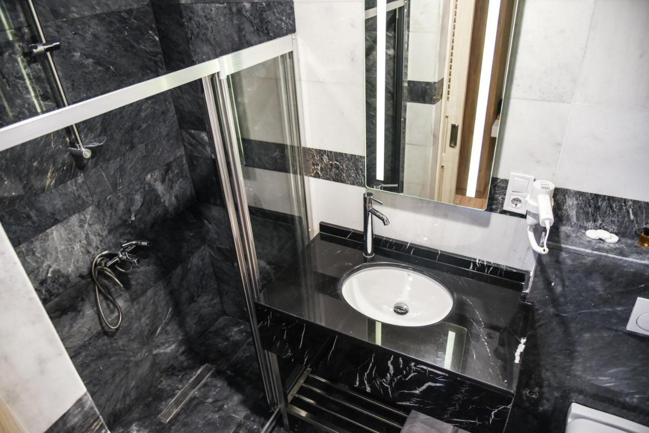 Luxir Otel 4*