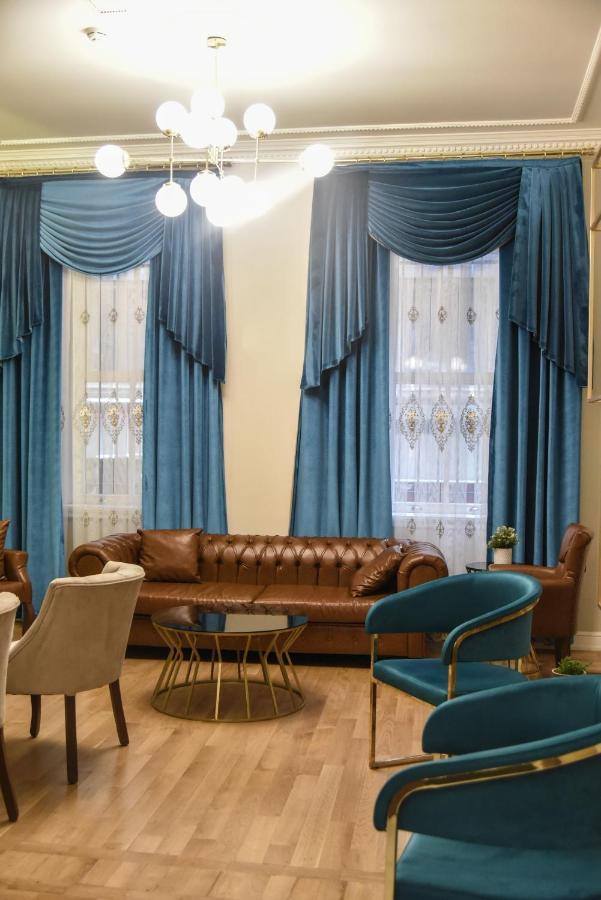 Otel Luxir