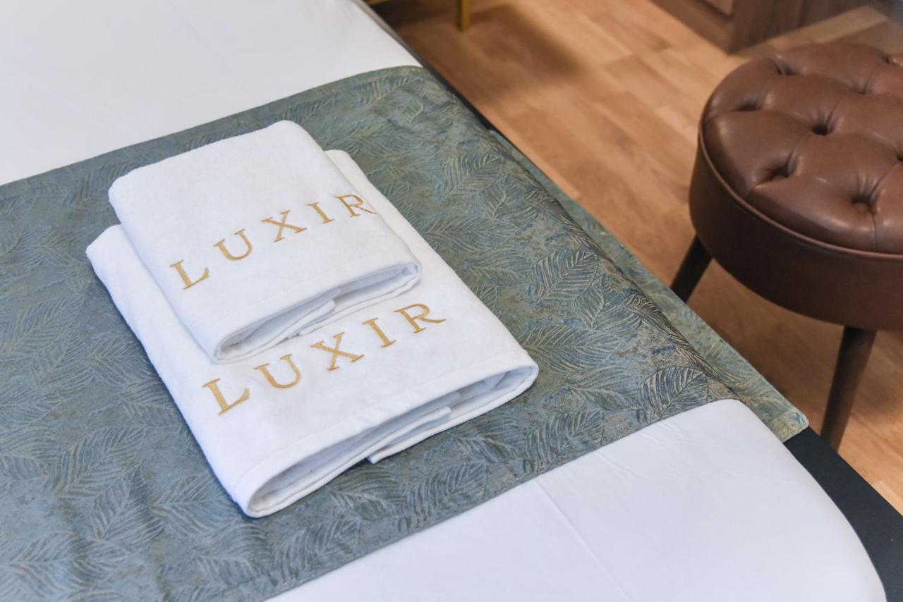 Luxir 4*