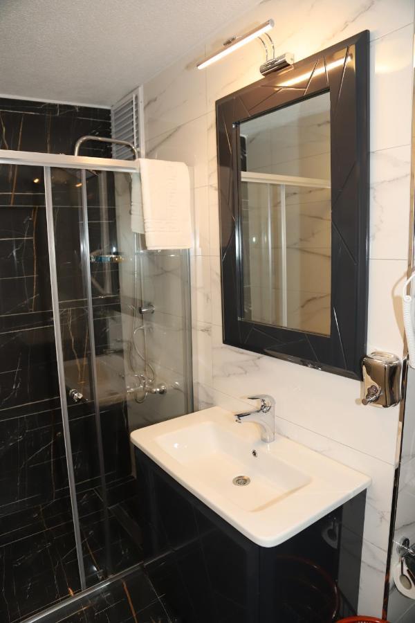 Hotel Grand Kavi