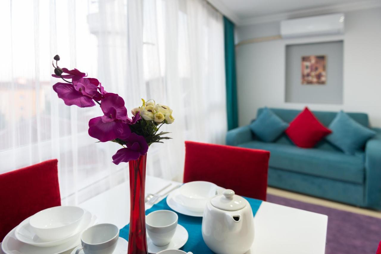 Aparthotel House 2*