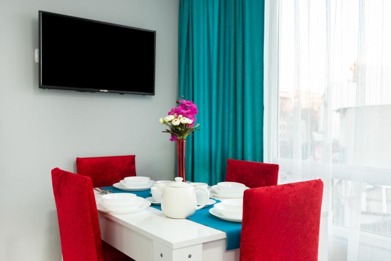 Aparthotel House 2*