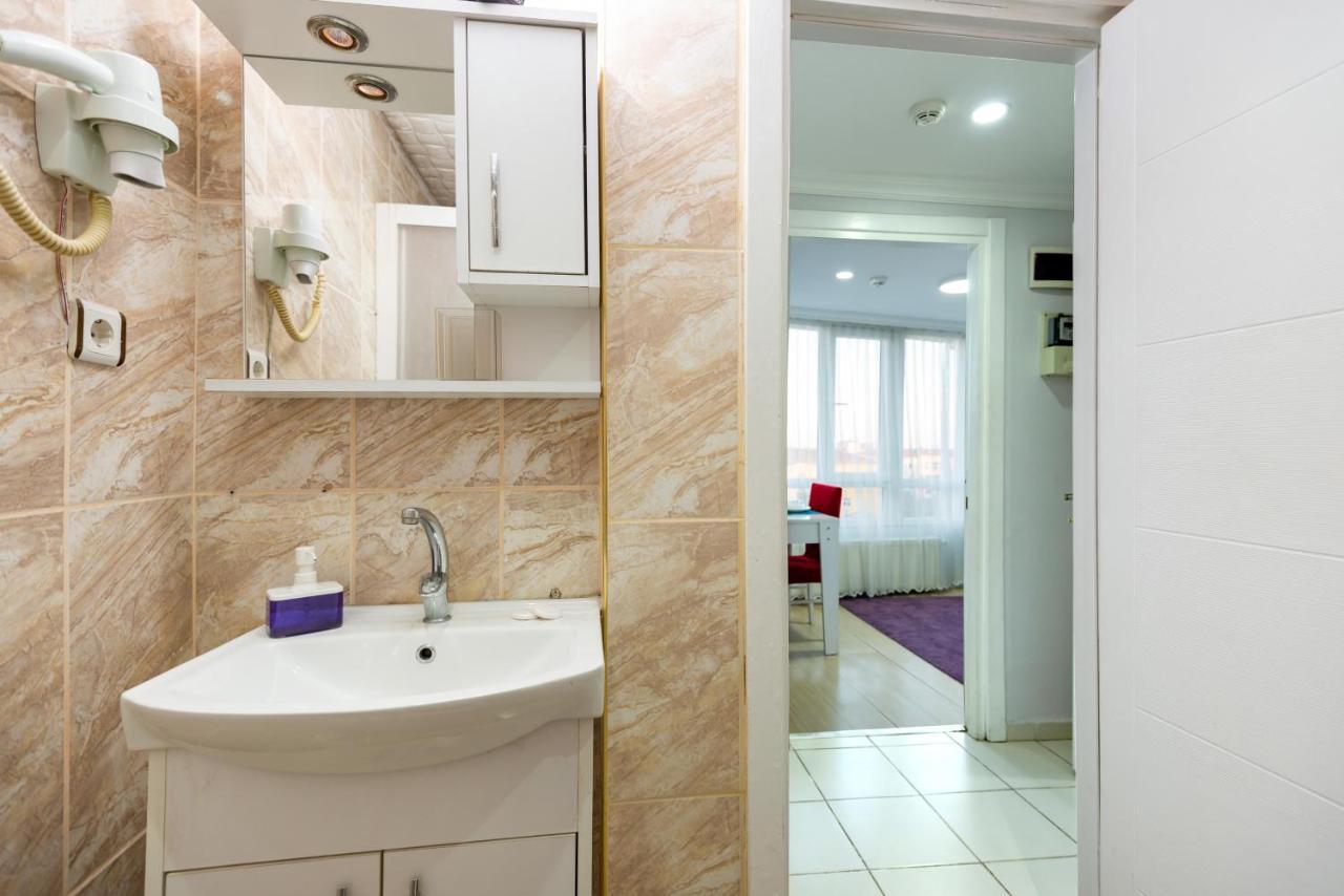 House 2*