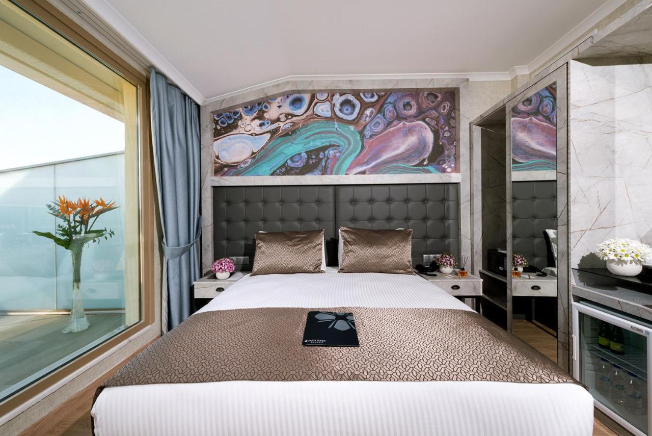 Four Sides Sisli Hotel 4*