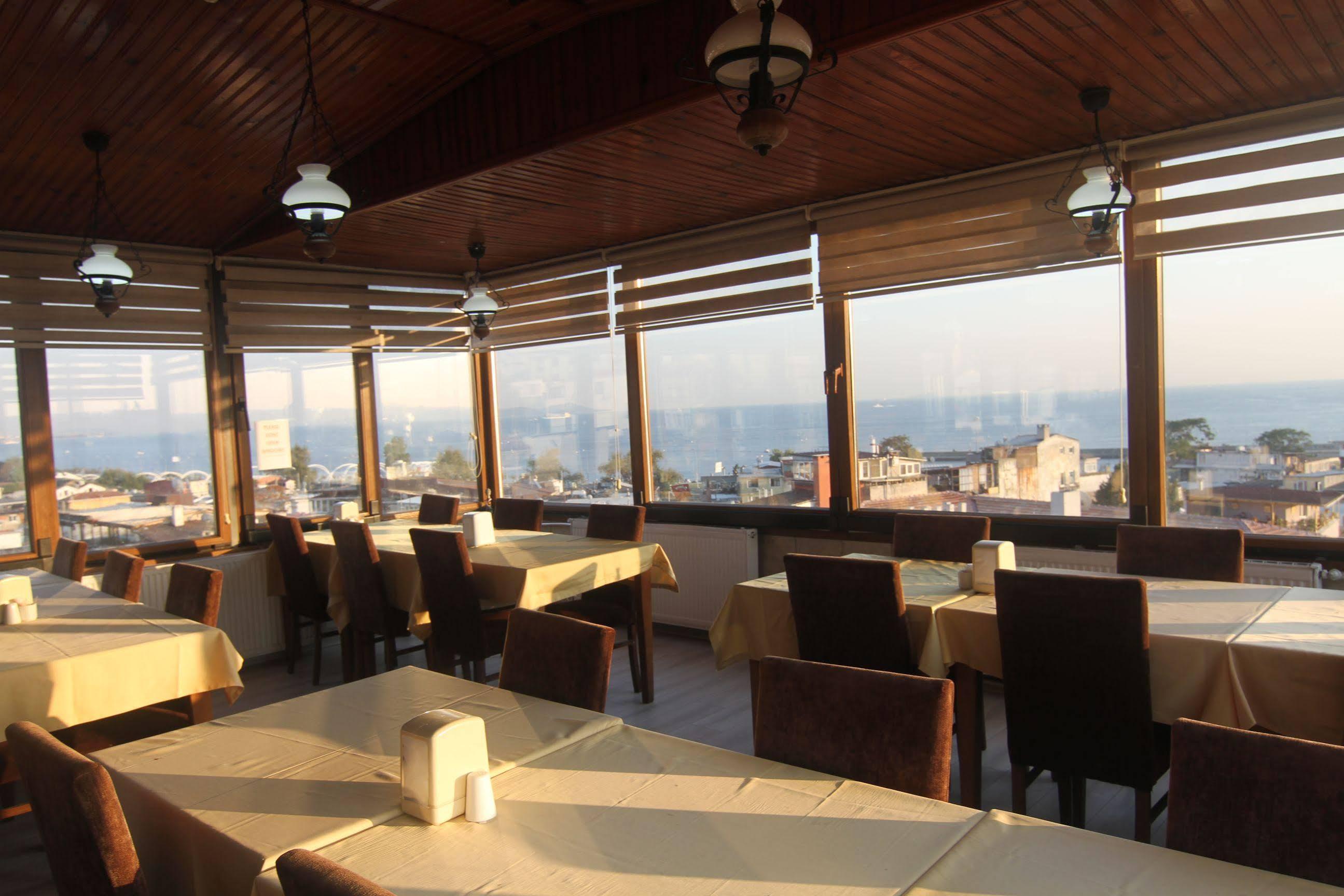 Grand Liza Hotel 3*