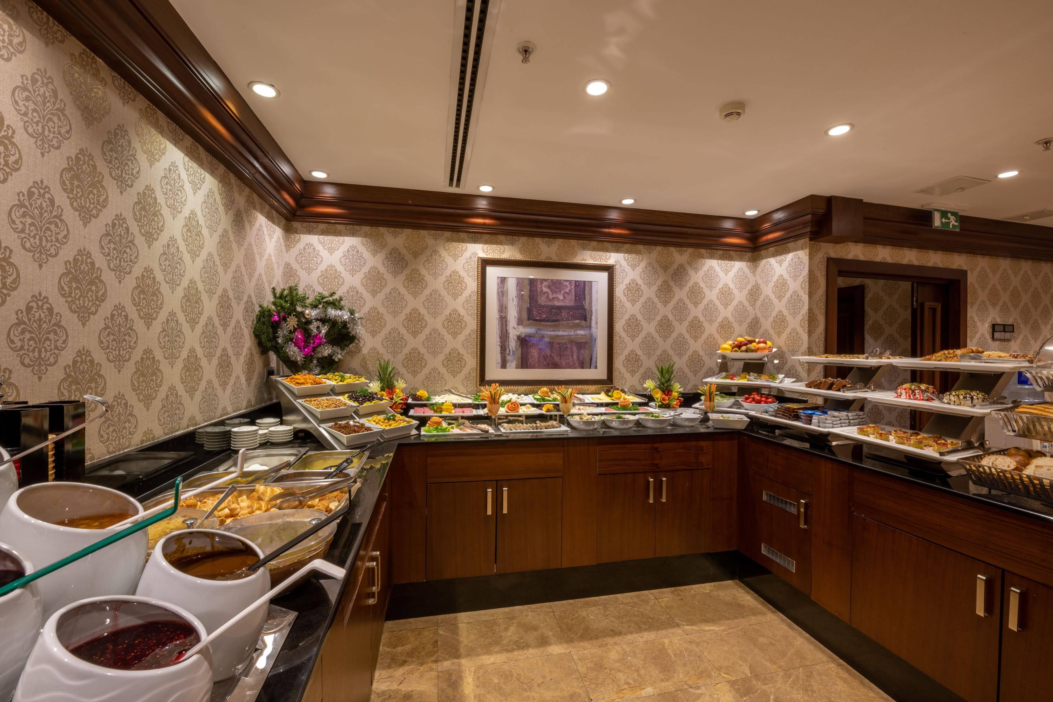 Hotel Nova Plaza Boutique Hotel & Spa 4*