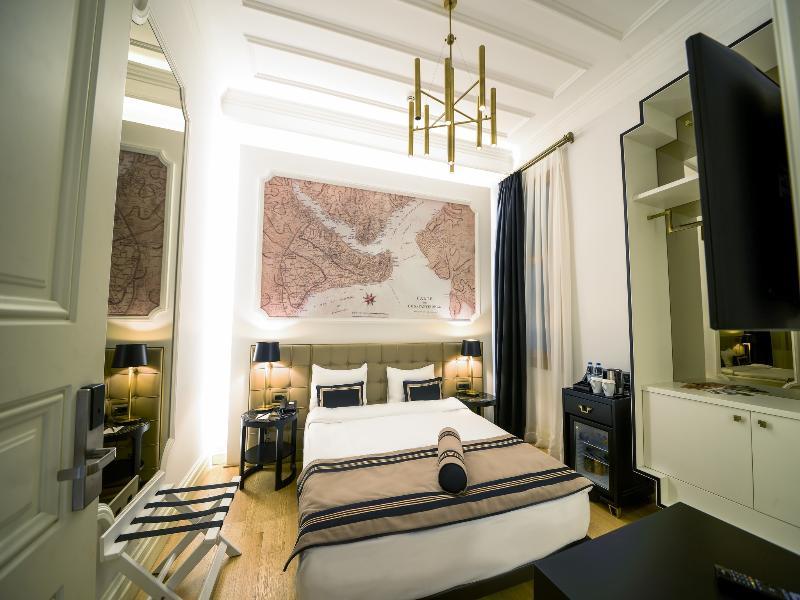 Lush Taksim - Special Category Istanbul