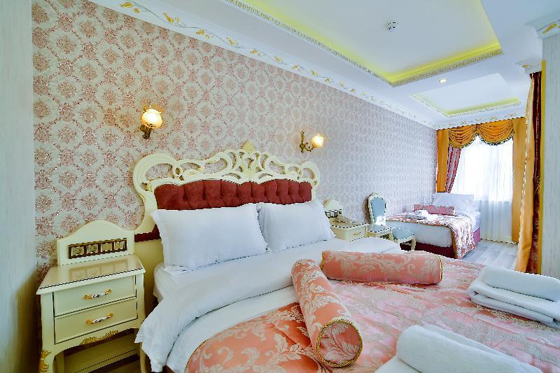 Hotel Nayla Palace 2*
