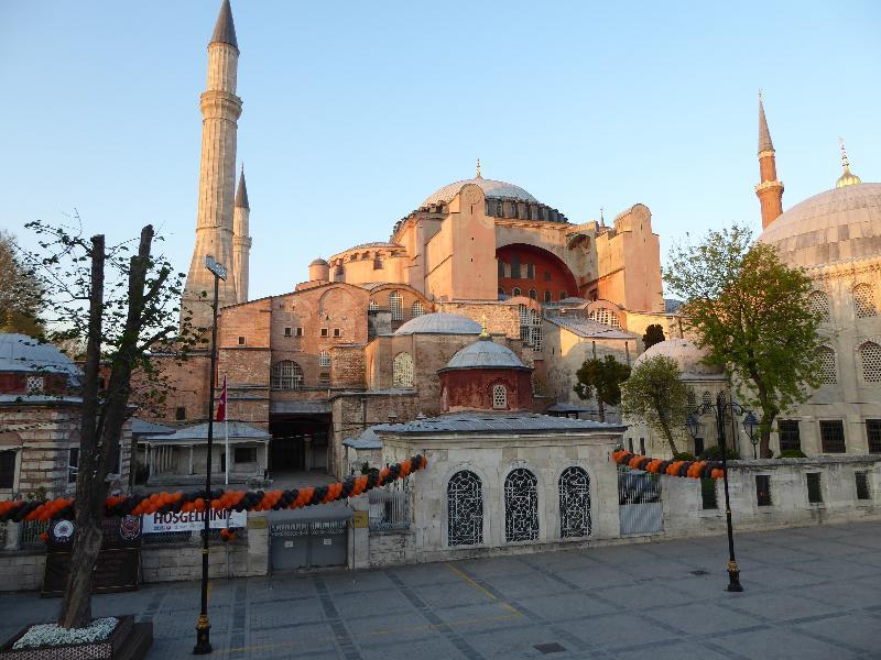 Renzo Istanbul 4*