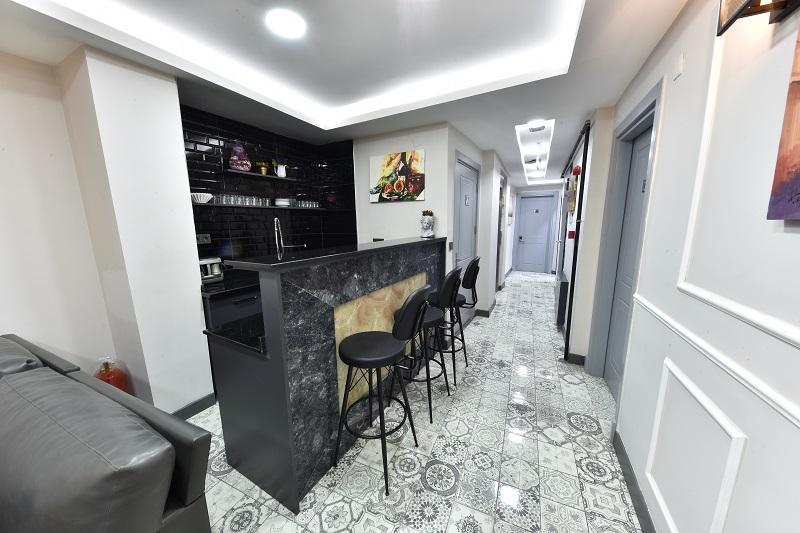 Almina Hotel