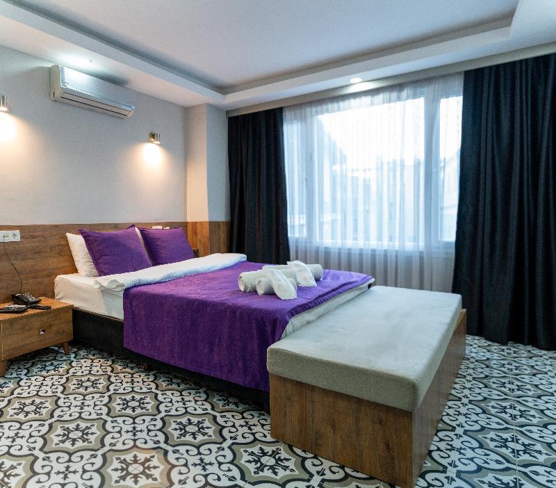 Greenpine Taksim Hotel