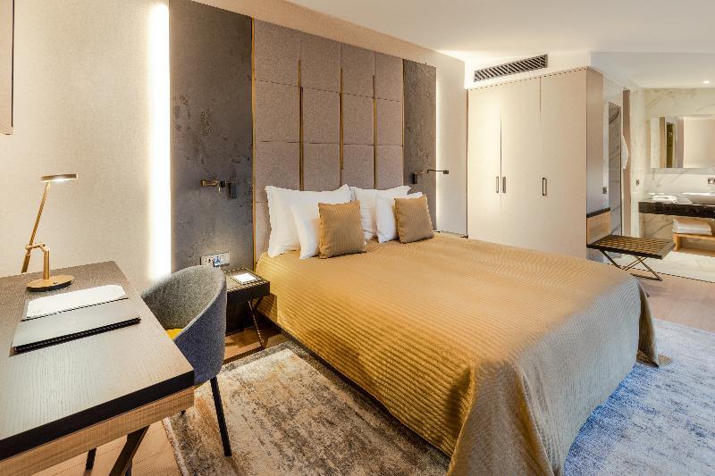 Hotel Broyt 4*